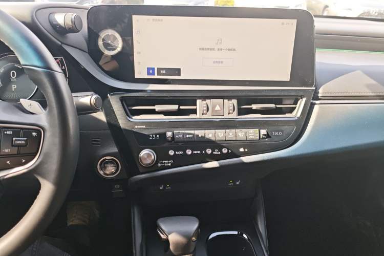 Used Lexus ES 2022 300h Excellence Edition