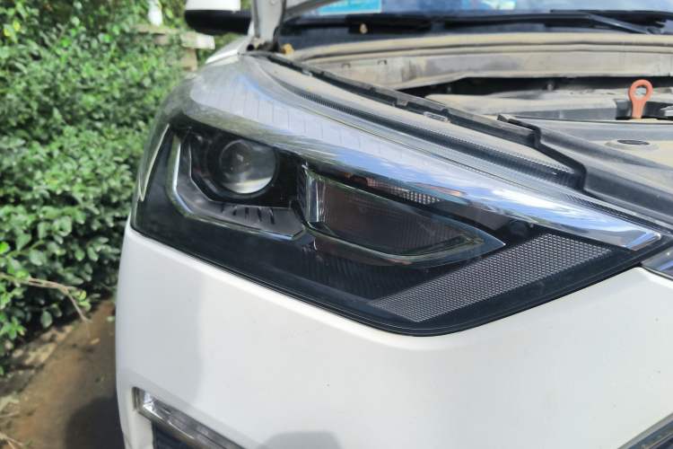 Used Haval H6 Coupe 2019 1.5T Automatic Two-Wheel Drive Luxury Smart Connectivity Version China VI Standard
