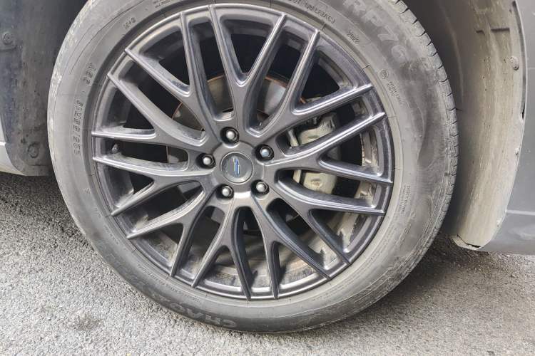 Used CHANGAN OSHAN Z6 2022 Blue Whale 1.5T DCT Luxury Model
