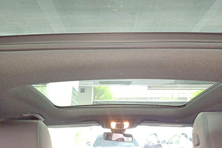 Used Mercedes-Benz GLB 2020 Updated GLB 200 Dynamic Edition Headliner