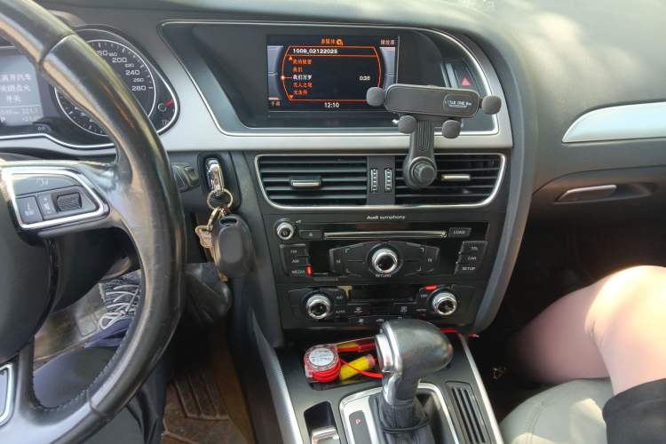 Used Audi A4L 2013 35 TFSI Automatic Standard Model
