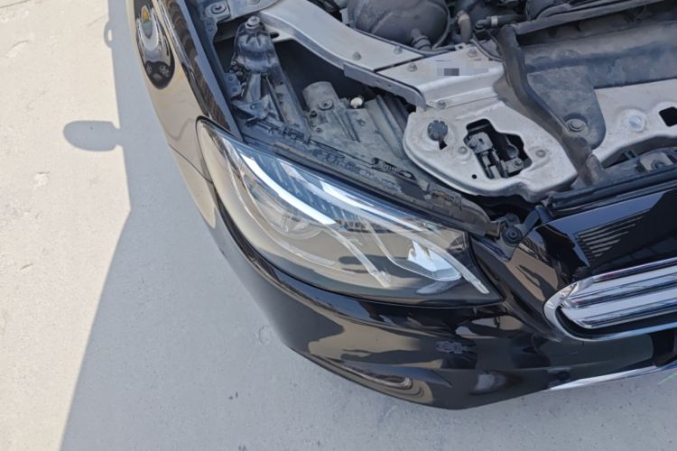 Used Mercedes-Benz E-Class 2020 Restyled E 300 L Sporty and Stylish Edition Right Front Headlight