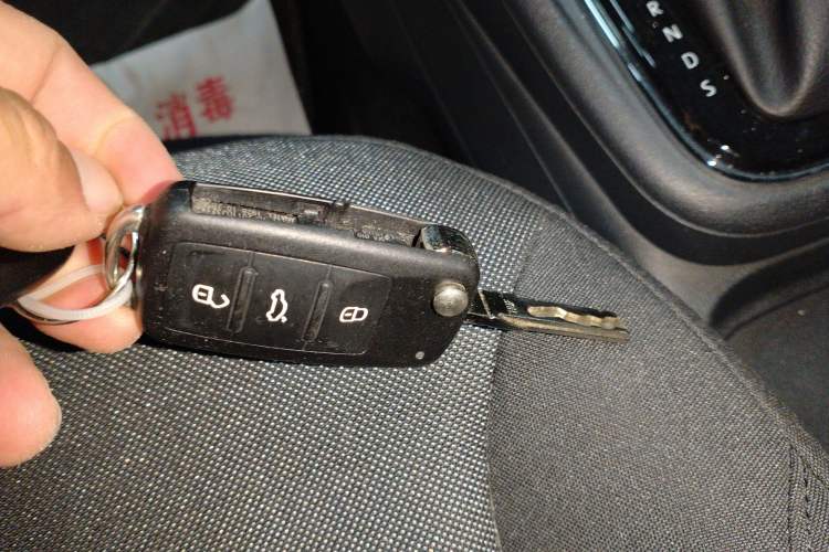 Used Volkswagen Polo 2016 1.6L Automatic Comfort Model Vehicle Key