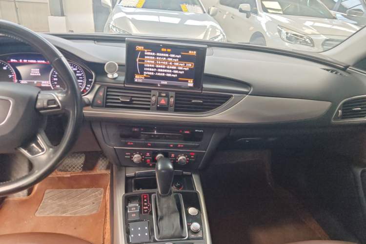 Used Audi A6L 2018 30th Anniversary Edition 35 TFSI Fashion Model
