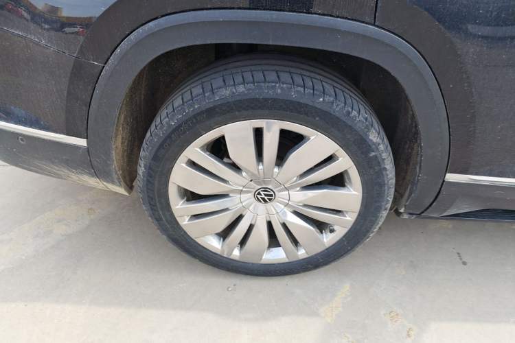 Used Volkswagen Teramont 2022 530 V6 Four-Wheel Drive Prestige Flagship Edition Exterior 5