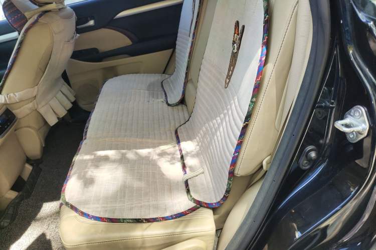 Used Toyota Highlander 2017 2.0T Two-Wheel Drive Elite Version 7 Seats