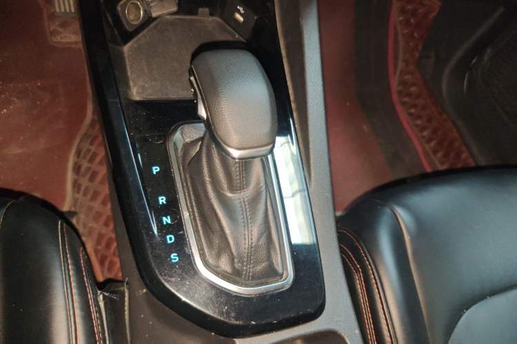 Used Ford Escort 2021 1.5L Automatic Gold Edition Gear Lever