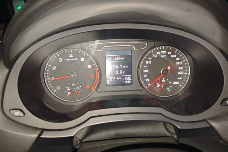 Used Audi Q3 2015 35 TFSI quattro Technology Edition
