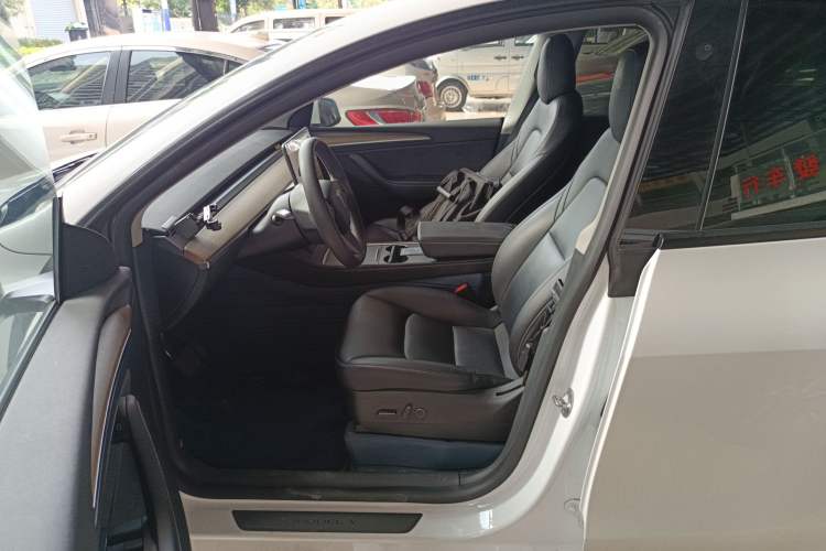 Used Tesla Model Y 2021 Standard Range Rear-Wheel Drive Version