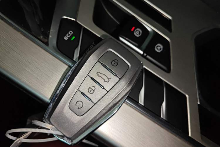 Used Geely Auto Coolray 2020 Facelift 240T DCT Hunter