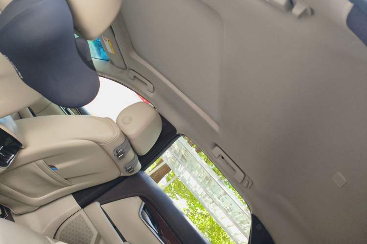 Used Cadillac XTS 2016 28T Elite Edition Headliner