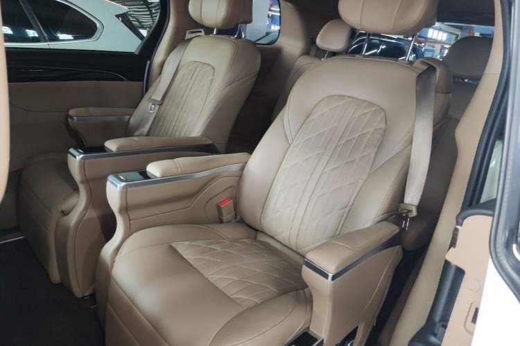 Used Buick GL8 2018 ES 28T Premium Model China VI Standard
