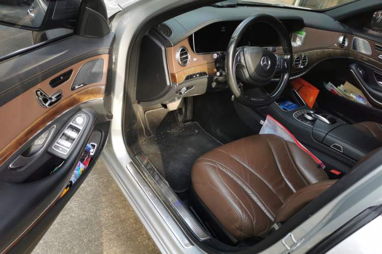 Used Mercedes-Benz S-Class 2014 S 320 L Luxury Model
