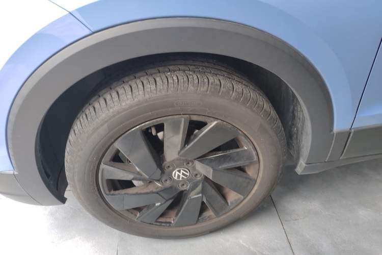 Used Volkswagen Tharu 2025 NewRui 300TSI Prestige Edition
