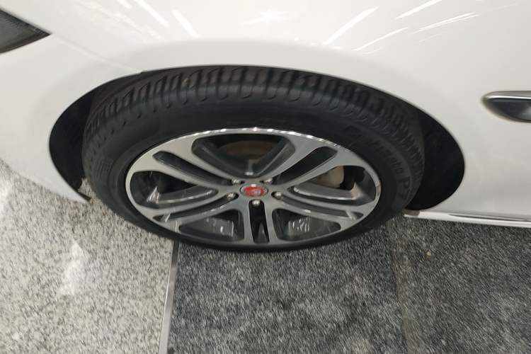 Used Jaguar XEL 2022 2.0T 250 PS R-DYNAMIC S Advanced Sport Edition
