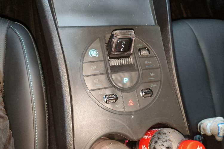 Used BYD Seal 05 DM-i 2025 DM-i Smart Drive 55KM Luxury Model Gear Lever