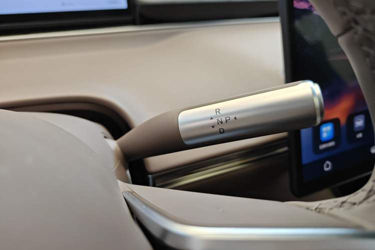 Used Hima Luxeed R7 2025 Range-Extended Version 251 km Max