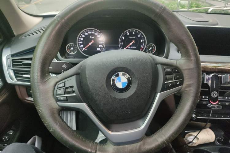 Used BMW X5 2018 xDrive28i
