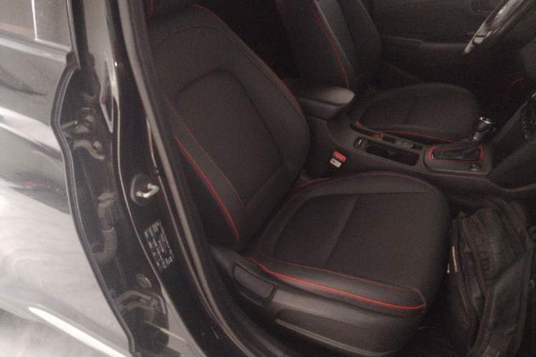 Used Hyundai ENCINO 2018 1.6T Dual-Clutch ZhiPao Edition China V Standard