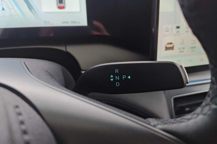 Used BYD Song L DM-i 2026 Model 130KM Superior Version
