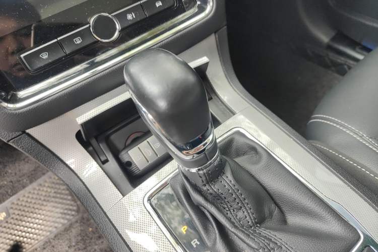 Used Roewe RX5 2020 20T Automatic 4G Connected Million-Dollar Flagship Edition