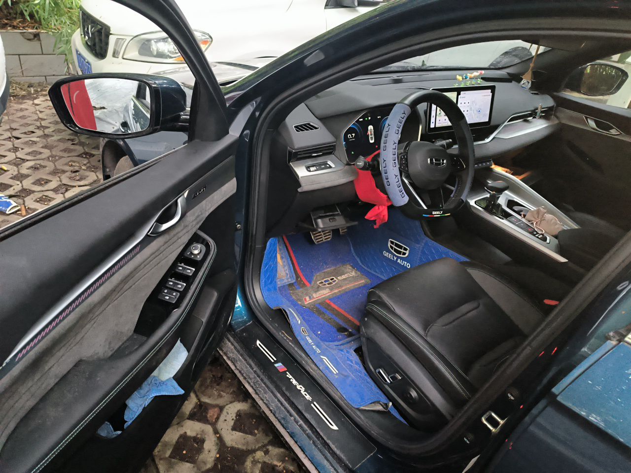 Geely Auto Preface 2023 2.0TD "Only This Verdant Green" Edition — снимка 16