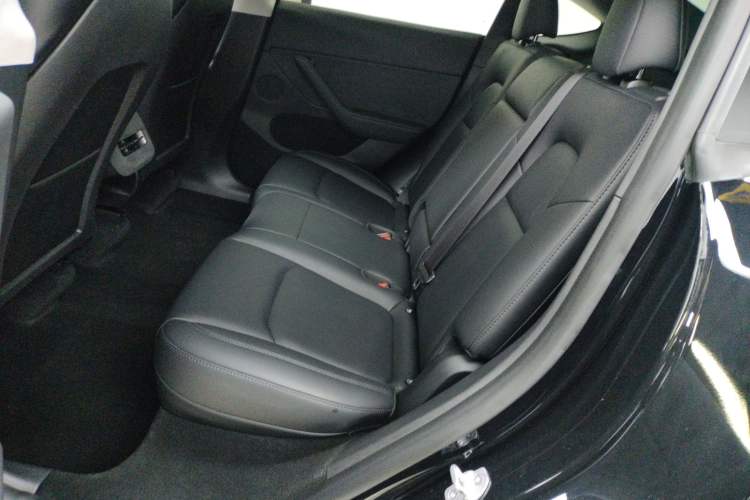 Used Tesla Model Y 2023 High-Performance All-Wheel-Drive Version