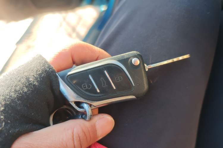 Used Chevrolet Sail 2013 Sedan 1.4L Manual Elegance Edition