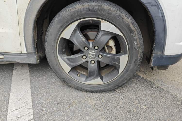 Used Honda Vezel 2017 1.8L CVT Two-Wheel Drive Luxury Model
