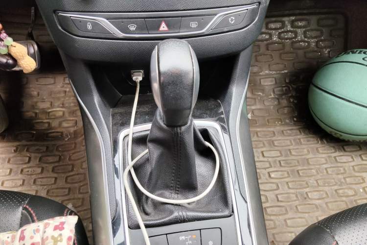 Used Peugeot 408 2014 1.8L Automatic Luxury Edition
