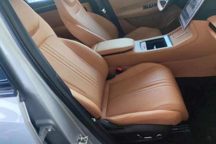 Used Geely Galaxy L7 2025 EM-i 115km Exploration+ Edition
