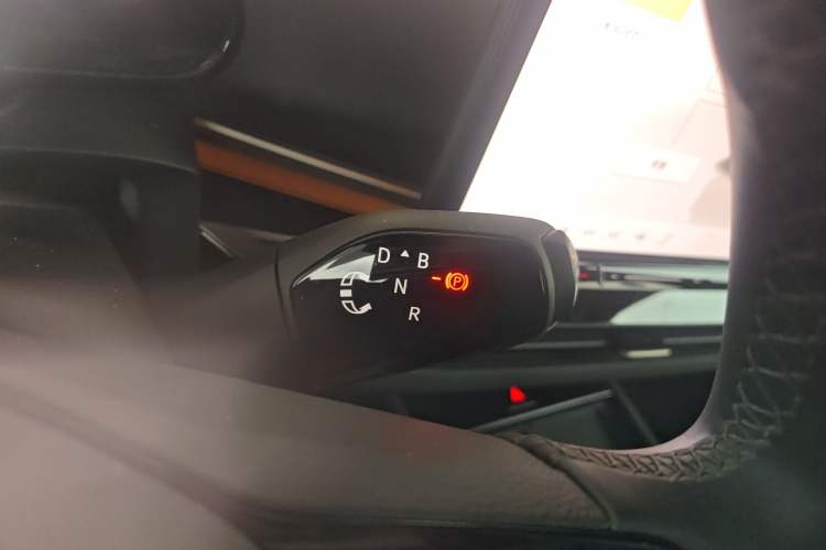 Used Volkswagen ID.UNYX 2024 Pro Long-Range Version