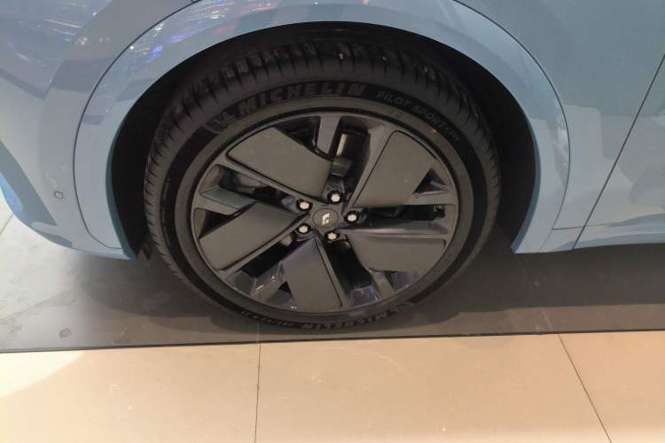 Used Li Auto L7 2025 Ultra Smart Refreshed Edition