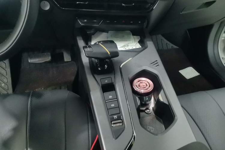 Used CHANGAN OSHAN X5 PLUS 2023 1.5T DCT Excellence Edition Gear Lever