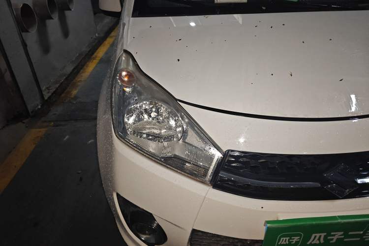 Used Suzuki Alto 2013 1.0L Manual Luxury Model Right Front Headlight