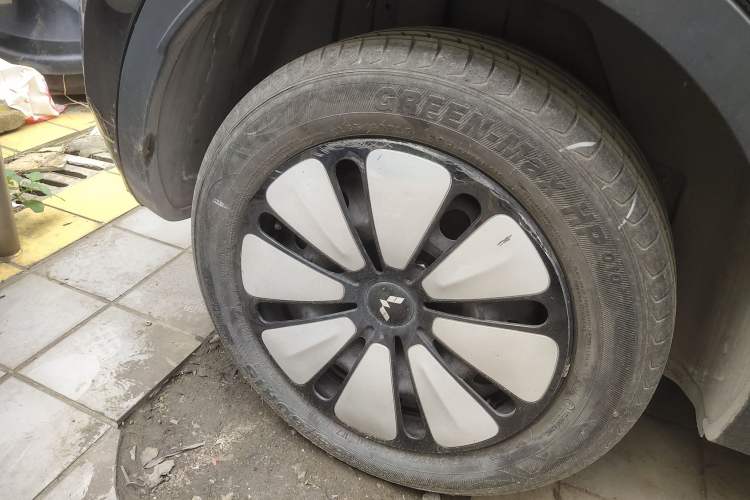 Used Wuling Bingo 2023 333 km Lingxi Connected+ Version Exterior 5