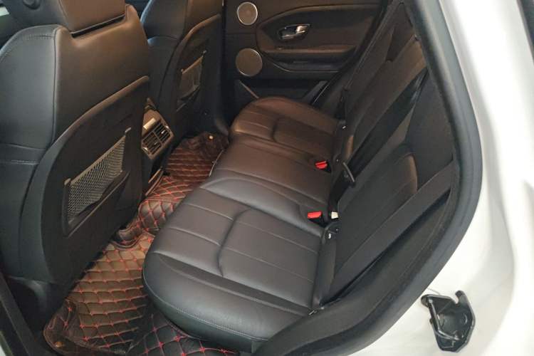 Used Land Rover Range Evoque 2018 240 PS SE Smart Brilliance Edition Left Rear Seat