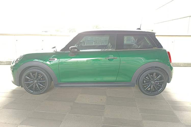 Used MINI 2020 1.5T COOPER Artist
