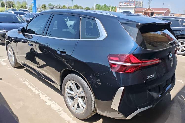 Used BMW X3 2025 Model, Facelifted xDrive25L Luxury Package