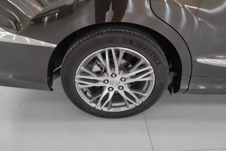 Used Honda Elysion 2019 2.0L Hybrid Supreme Edition