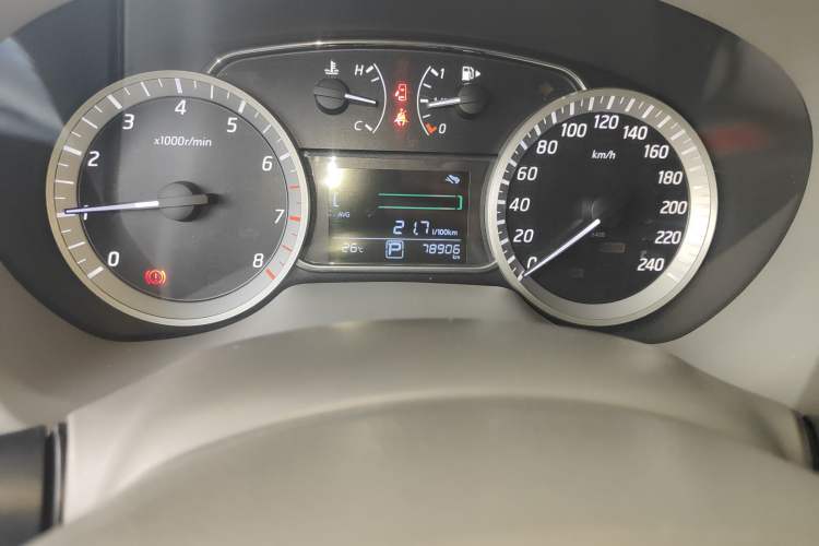 Used Nissan Sylphy 2012 1.8XL CVT Luxury Edition Odometer Close Up