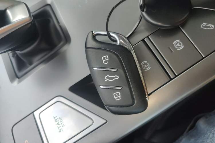 Used Roewe D5X DMH 2024 135 Flagship Edition