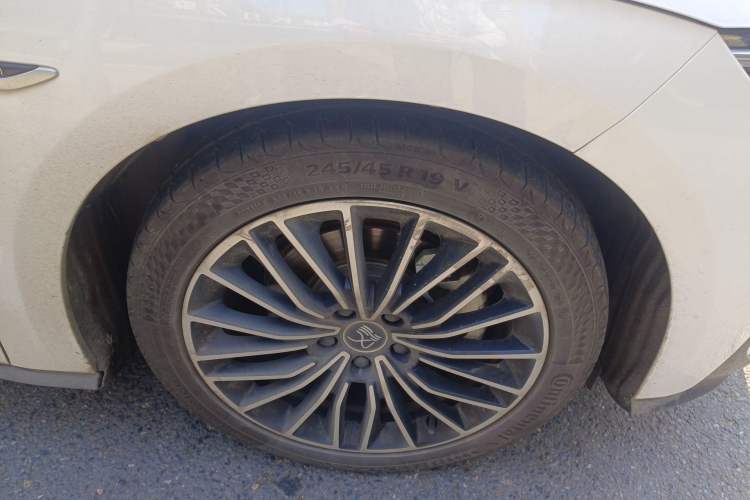 Used BYD Han 2020 EV Long-Range Luxury Model
