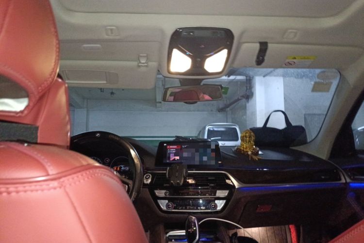 Used BMW 5 Series 2019 525Li Luxury Package
