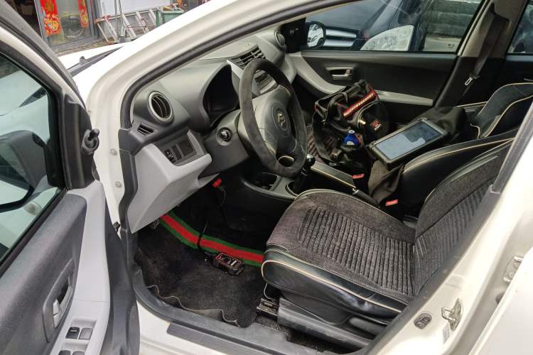 Used Suzuki Alto 2013 Revised Version 1.0L Manual Comfort Edition Driver Seat