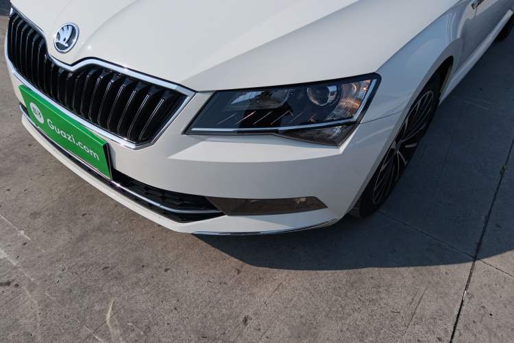 Used Skoda Superb 2018 TSI330 DSG Comfort Edition China VI Standard