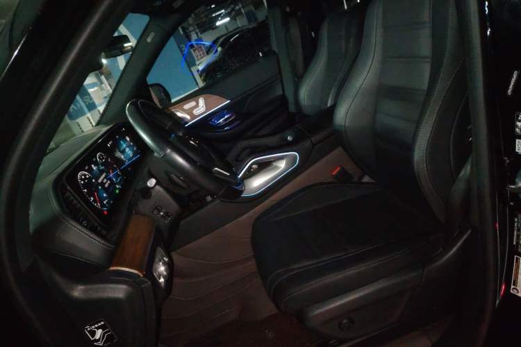 Used Mercedes-Benz GLS 