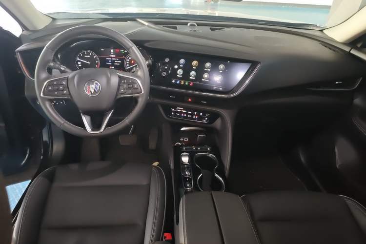 Used Buick Envision 2022 Encore Plus 652T Five-Seat Luxury Model Center Console