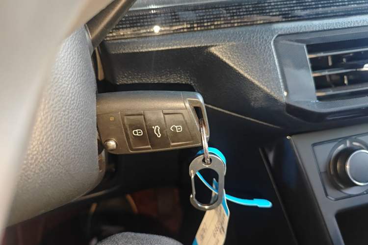 Used Volkswagen Lavida 2025 New Sharp 1.5L Outstanding New Edition Interior 1