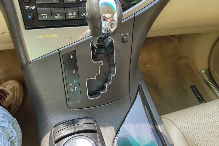 Used Lexus RX Classic 2012 270 Elegant Edition Gear Lever